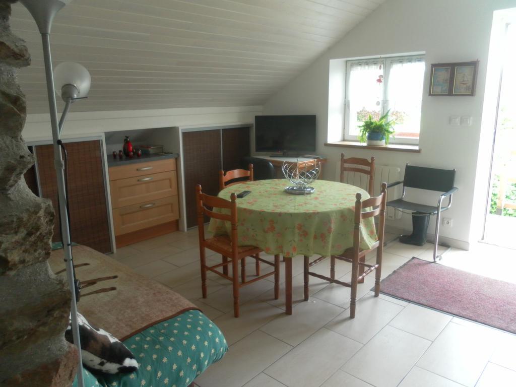 Les Gites De Kerroyal Garlan Zewnętrze zdjęcie